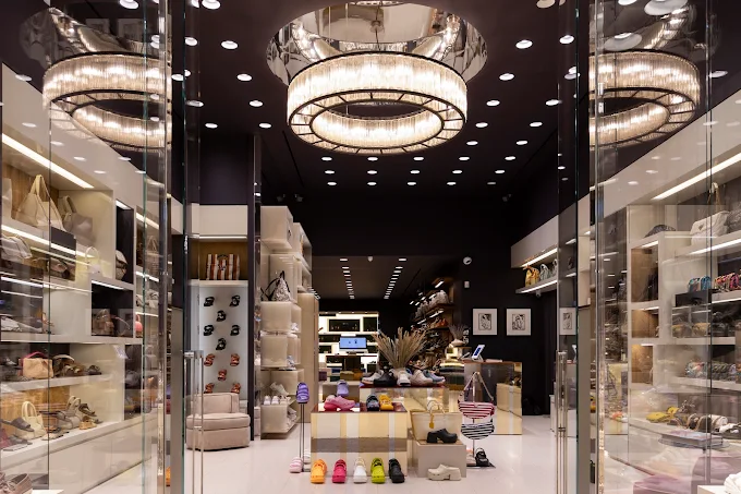 indoors - classico shoe store patra