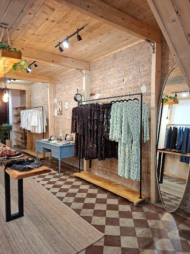 indoors  - retroca concept patra