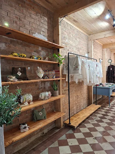 clothes and accessories  - retroca concept patra