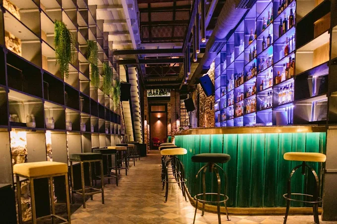 indoors bar - sofita bar patra