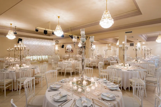 indoors  - mirafiore events patra