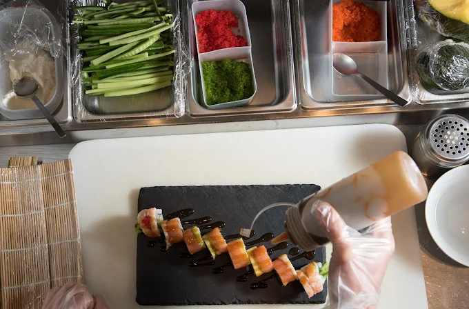 sushi - sushi bar & noodles aya patra