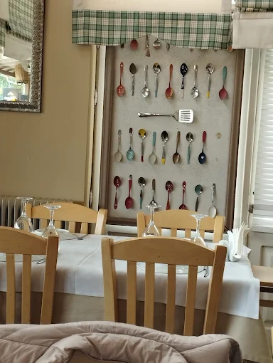 indoors - allotino tavern kastoria