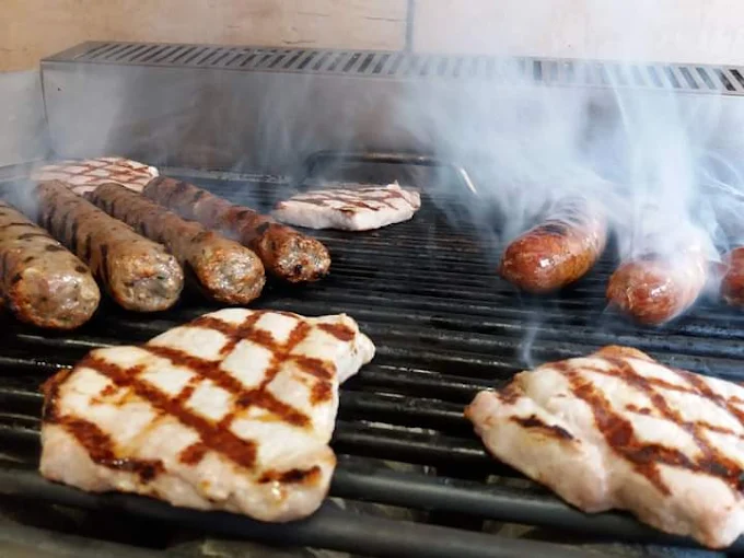 bbq meat - souvlakia lefteris kastoria