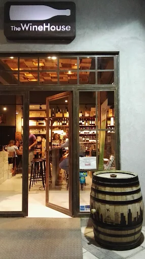 outdoors kava - The Winehouse