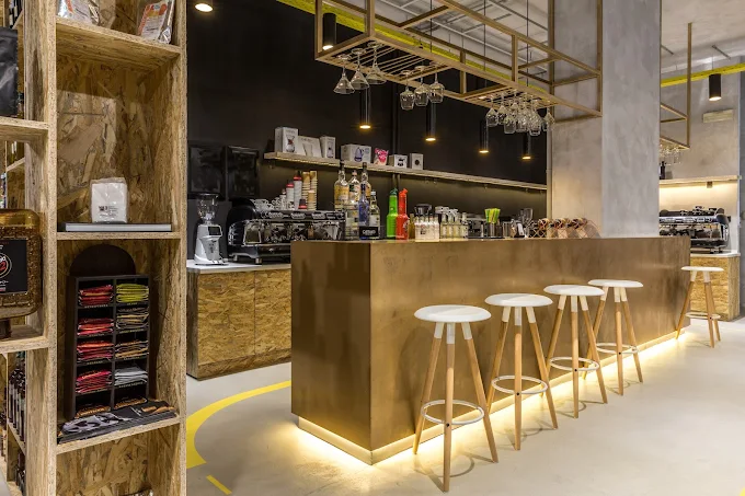 indoors - The Distiller Coffee & Cocktail Services cava xanthi