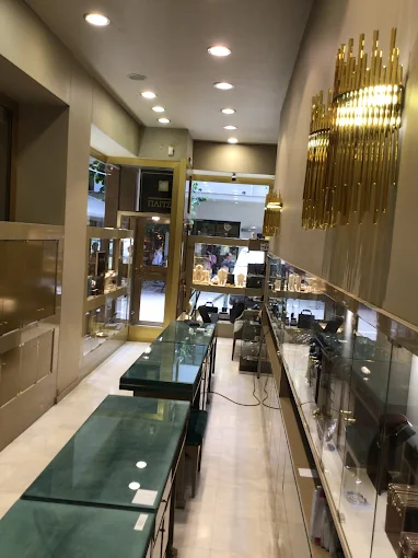 indoors - jewellery shop plitsi larisa