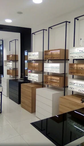 indoors  - novum optical larisa