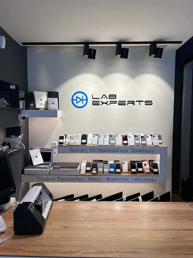 indoors  - lab experts tech store larisa