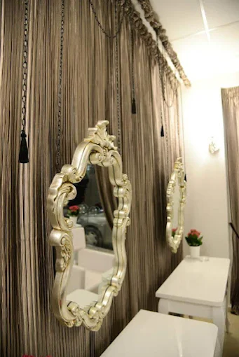 indoors - dimitris kanamos the art of scissors larisa