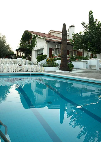 Κτήμα Καράτζου