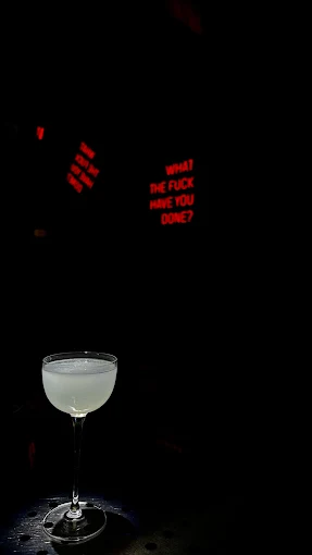 cocktail - sips and sins bar larisa