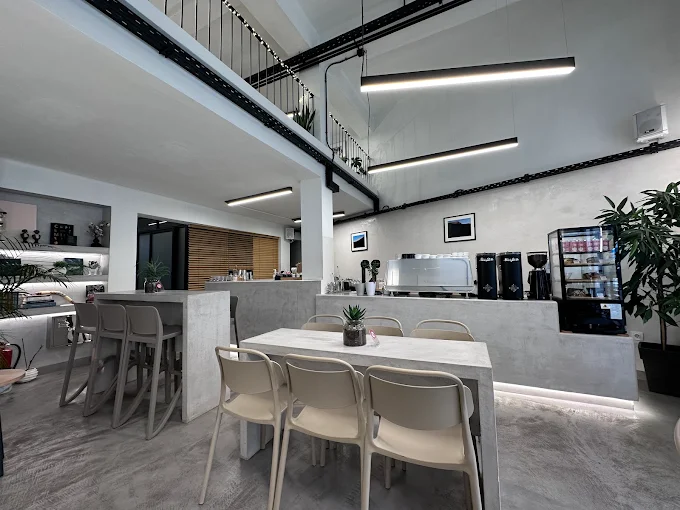 indoors  - ron coffee shop larisa