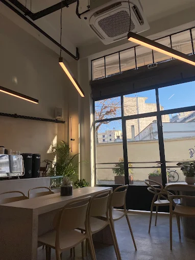 indoors  - ron coffee shop larisa