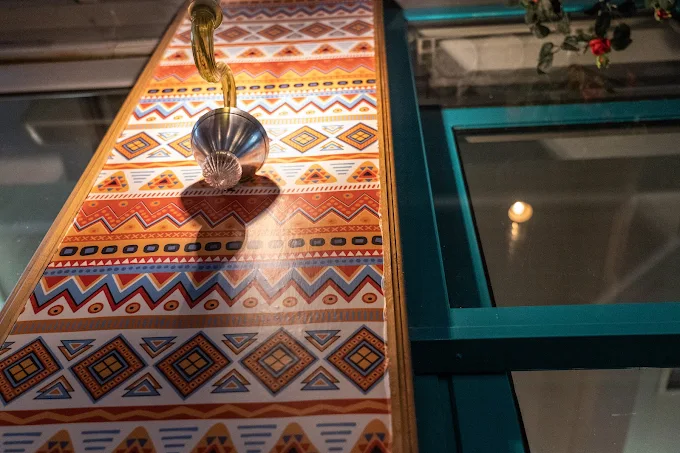 decor  - b&b Burgers & Burritos Bar larisa