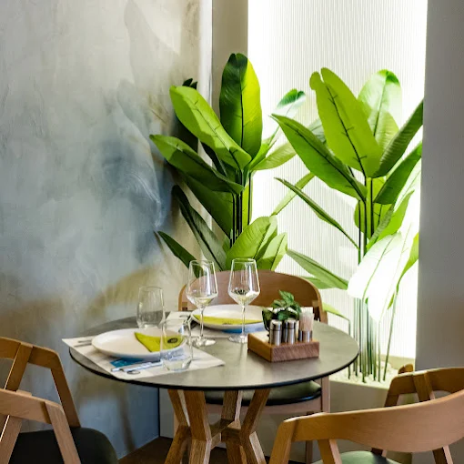 indoors - vosporos restaurant larisa