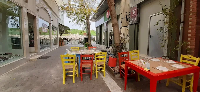 outdoors - matylli ouzeri larisa