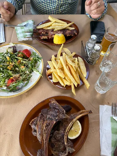 traditional food  - xatzigiannis tavern larisa