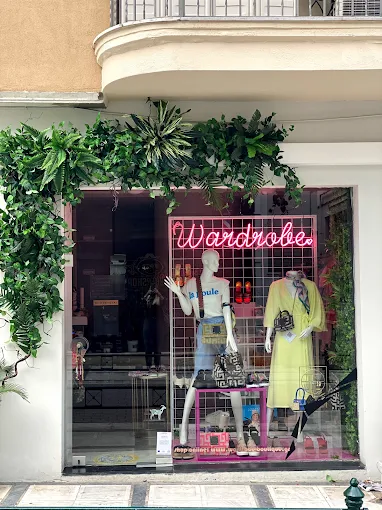 outdoors - wardrobe boutique volos