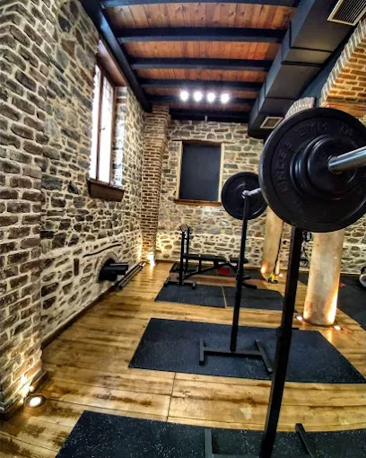 weights  - effort exclusive fitness gym volos