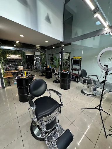indoors - black luxury barbershop volos