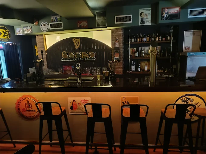 bar  - saint james beer house volos 