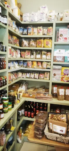 indoors  - flegga delicatessen volos