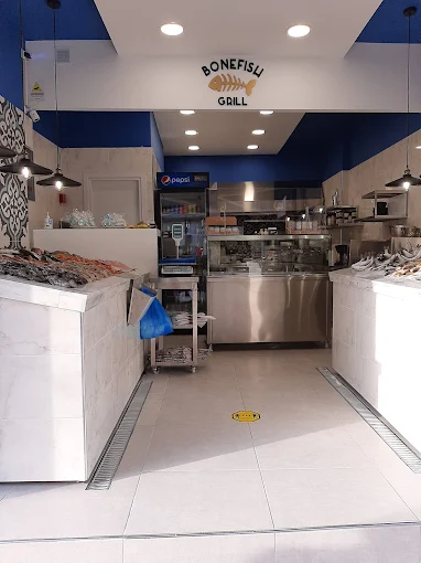 indoors - golden fish fish store volos 