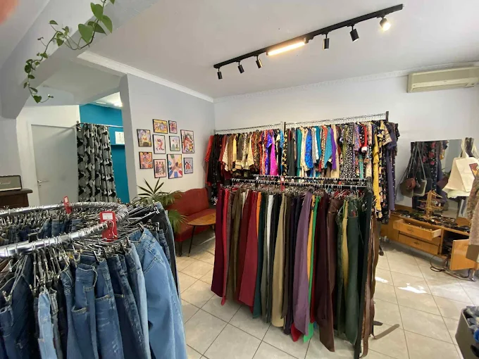 indoors store -  v for vintage thessaloniki