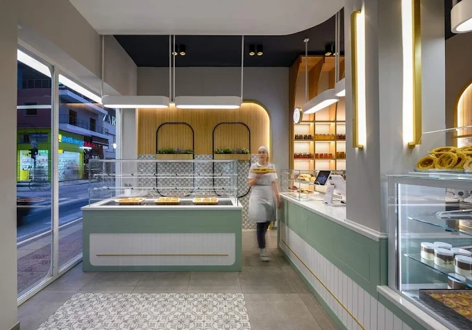 indoors  - matoula traditional pies shop volos 