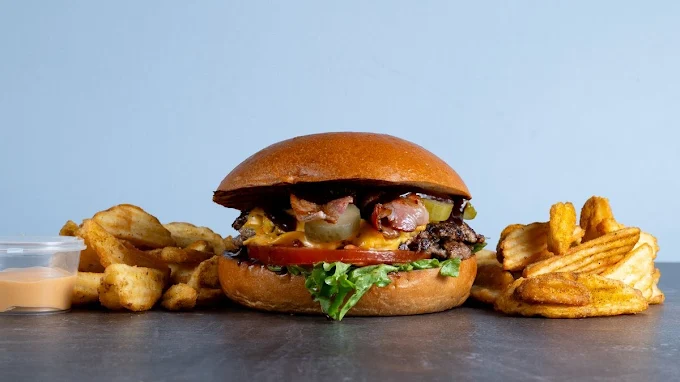 burger meal - burger hub volos 