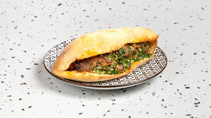 doner sandwich  - Black Sheep Street Food volos 