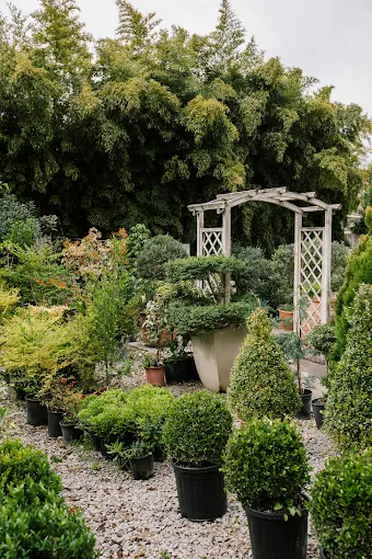 outdoors store - kipos tou kalou