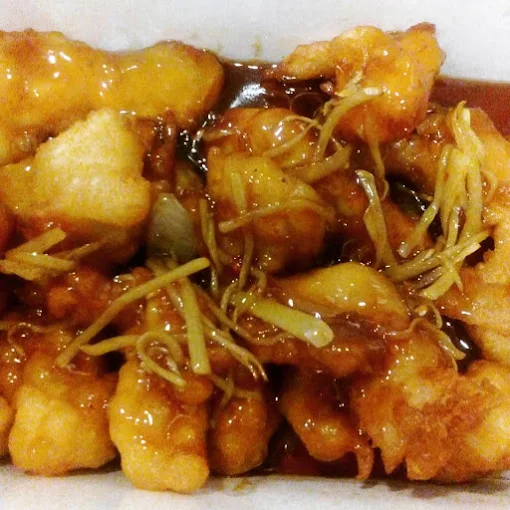 sweet chilli prawns noodles with prawns   - fat duck asian restaurant volos 