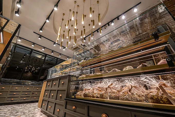 indoors - topouzoglou bakery volos 