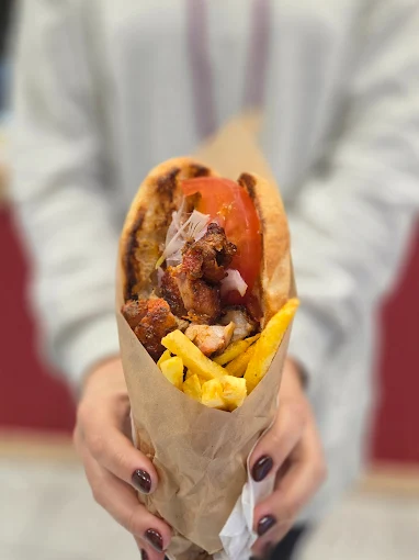 gyros sandwich  - souvlix volos 
