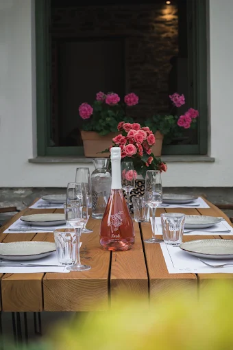 dinner table  - agora 1955 portaria volos 