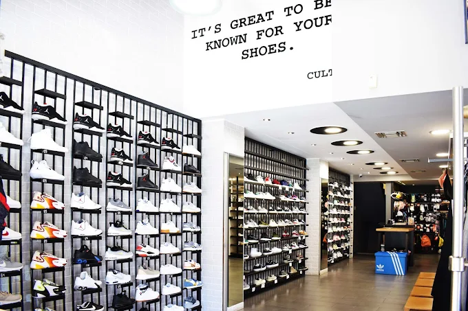 indoors - cult shop shoes shore trikala 