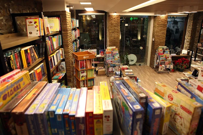 books  - lampridis book store trikala 