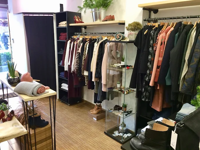 clothes  - redblou women's wear trikala 