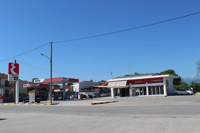 outdoors - eko agoritsas gas station trikala