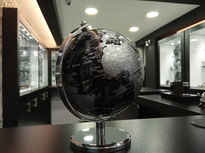 decor  - carati24 jewellery shop karditsa