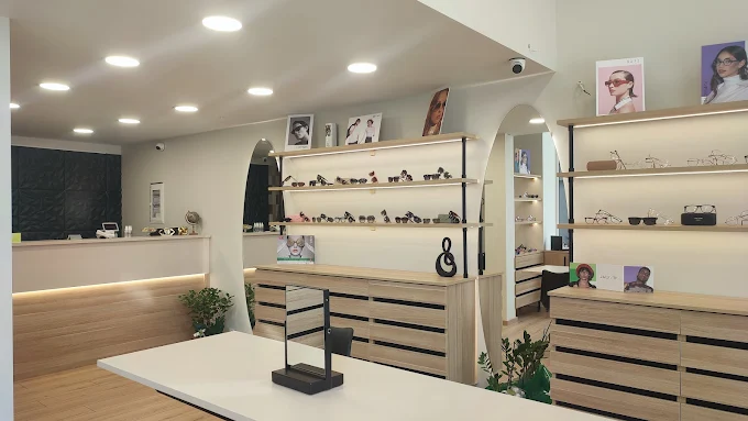 indoors  - clear vision tsiovaki optics store karditsa