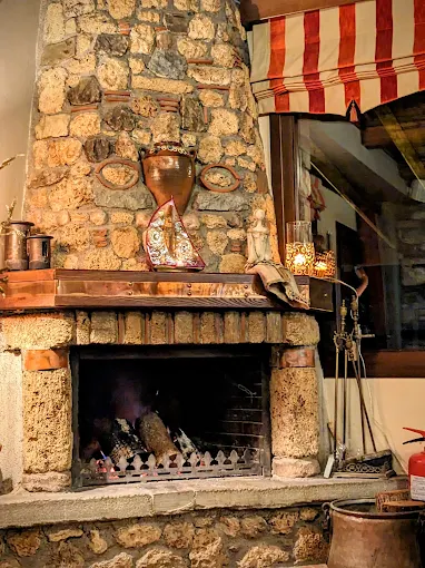 fireplace  - pandion boutique hotel and suites karditsa