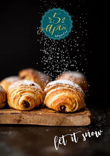 croissants  - 5 artoi bakery karditsa