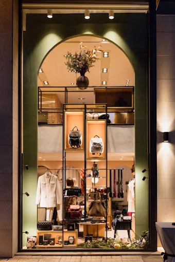 outdoors concept store - malle