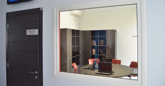 indoors  - exantas school xanthi