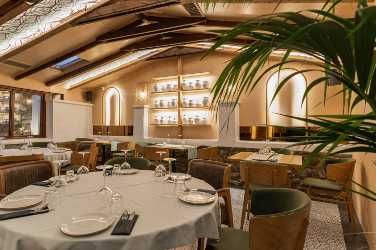 indoors  - palaia polis restaurant xanthi