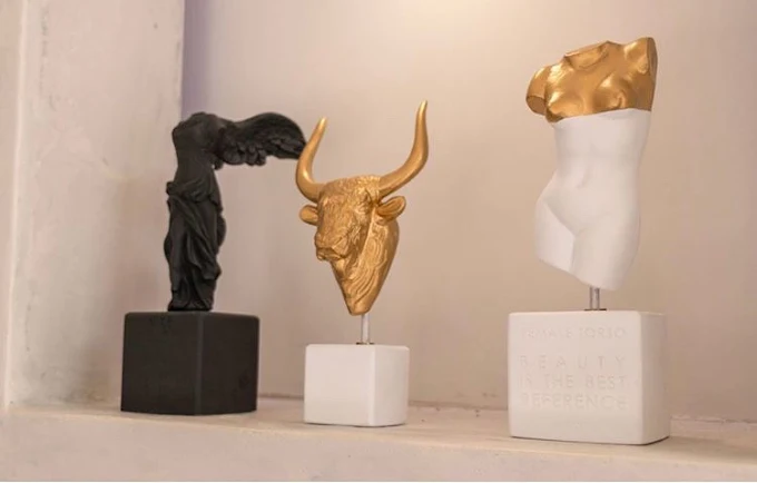 art  - athenian concept store drama