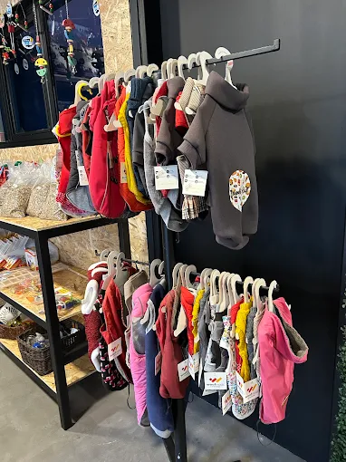 pet clothing  - dirty animals pet shop drama